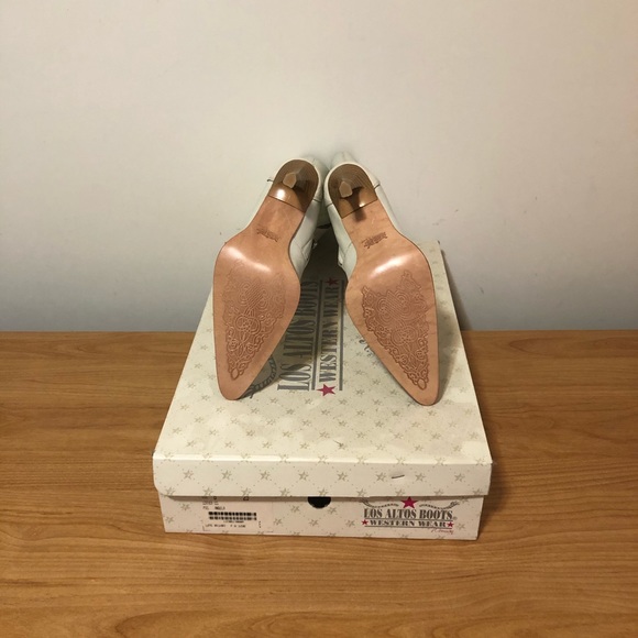 New Los Altos Boots Eel Boots, Bone, Size 8 - Picture 6 of 9